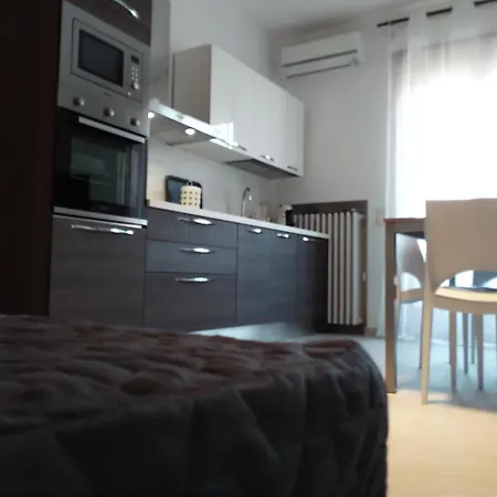 Kibilu - Viale Misurata Apartament
