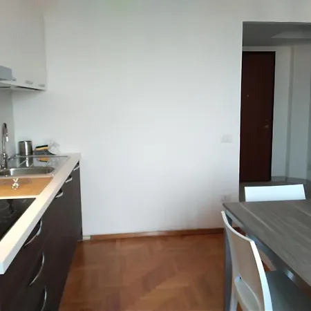 Kibilu - Viale Misurata Apartament