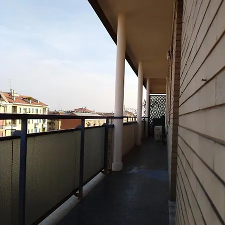 Apartament Kibilu - Viale Misurata Mediolan