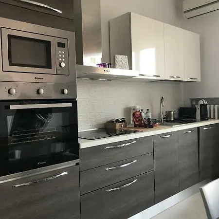Kibilu - Viale Misurata Apartament